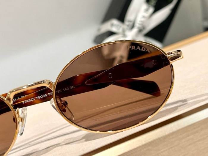 Top Quality  P*rada Glasses
