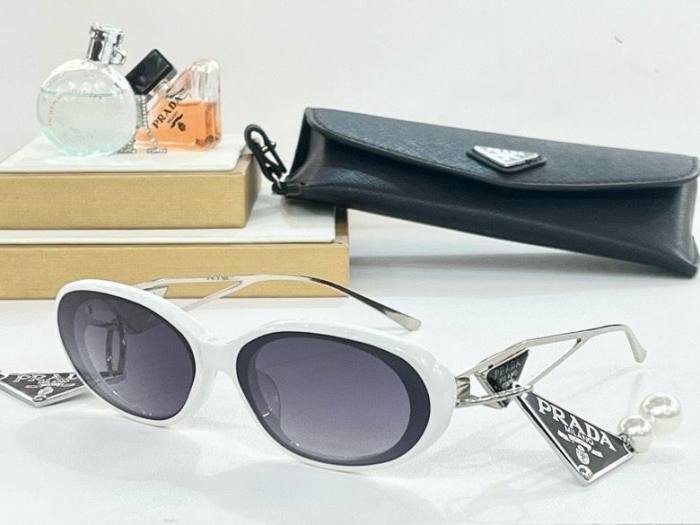 Top Quality  P*rada Glasses