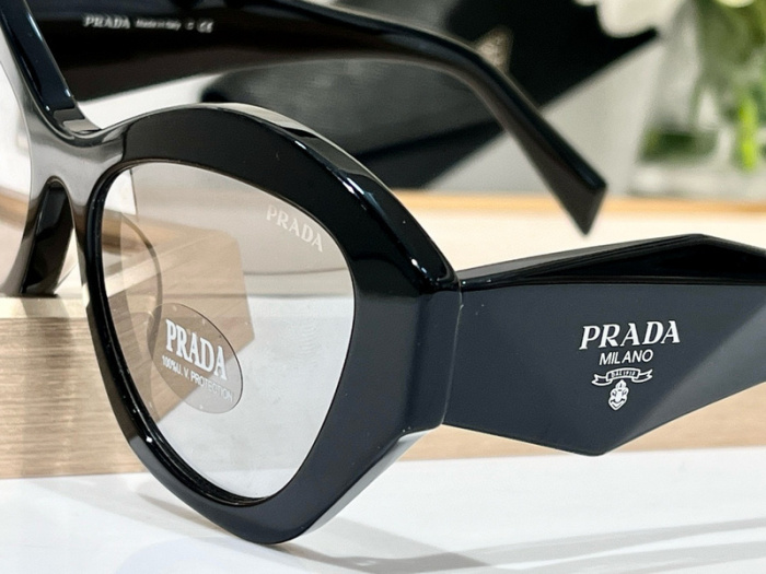 Top Quality  P*rada Glasses