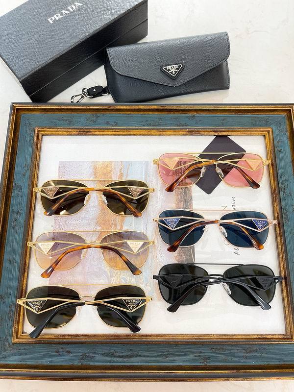 Top Quality  P*rada Glasses