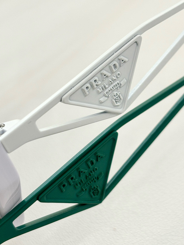Top Quality  P*rada Glasses
