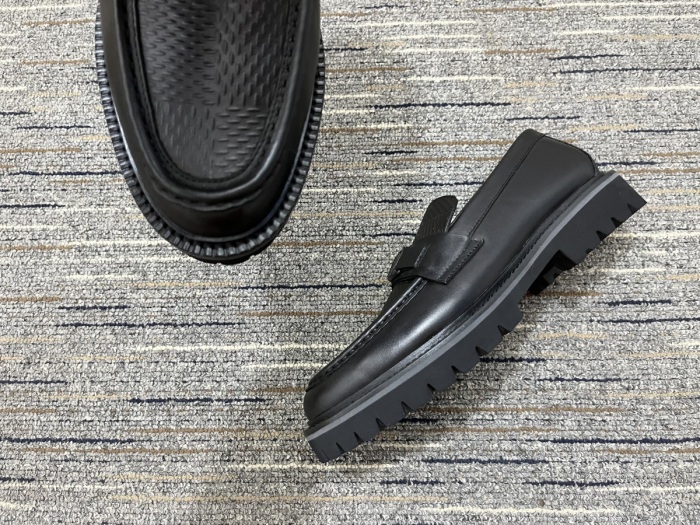 Men L*ouis V*uitton Top Loafer
