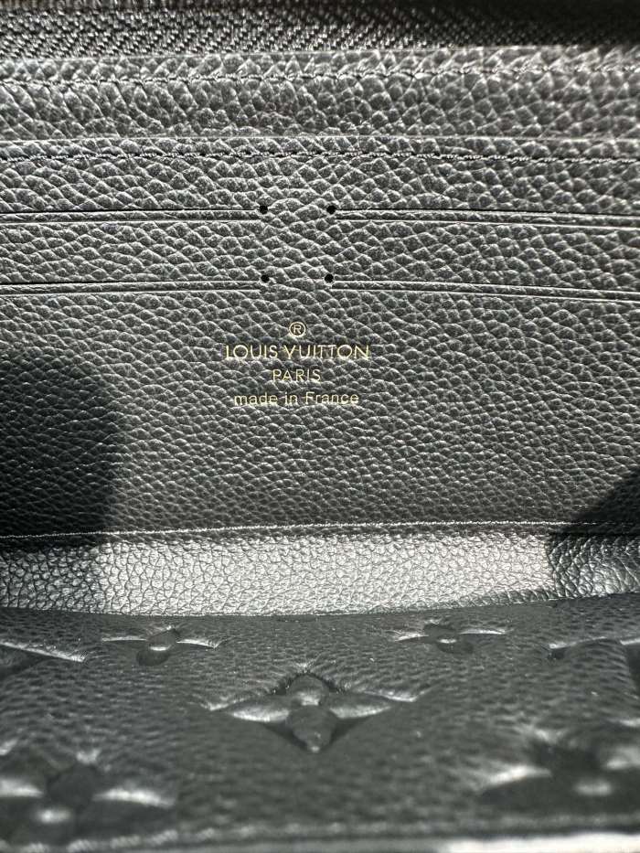 L*ouis V*uitton Top Bag20 x 9 x 2cm