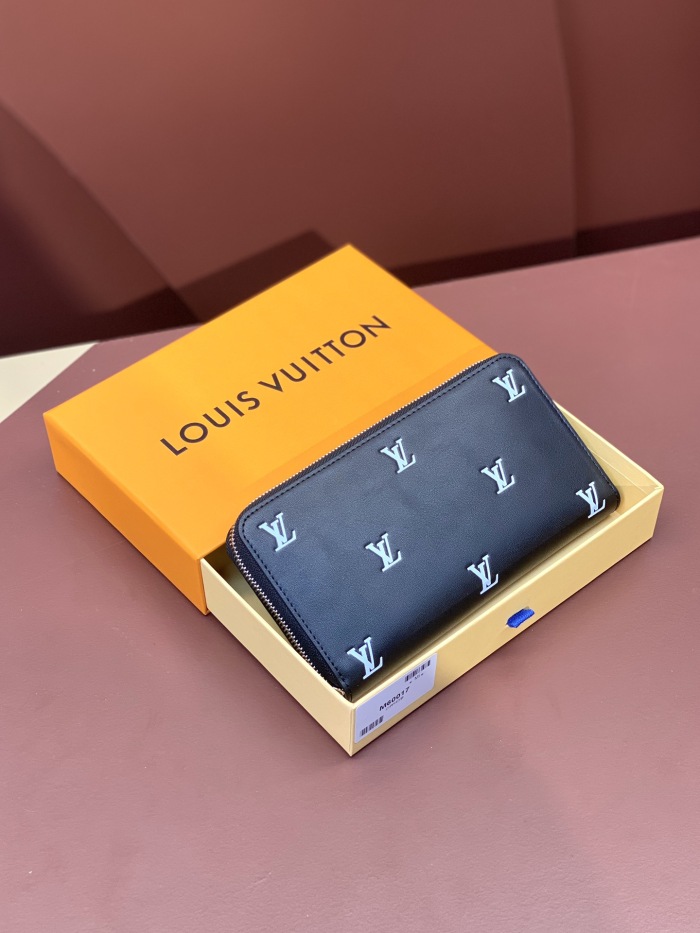 L*ouis V*uitton Top Bag19.5 x 10.5 x 2.5 cm