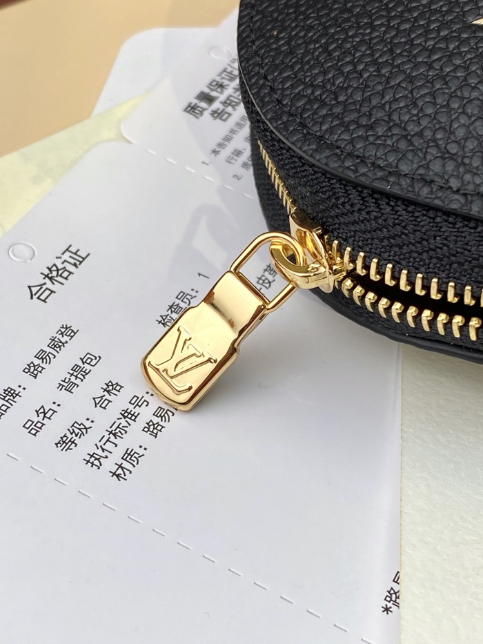 L*ouis V*uitton Top Bag17*12*6cm