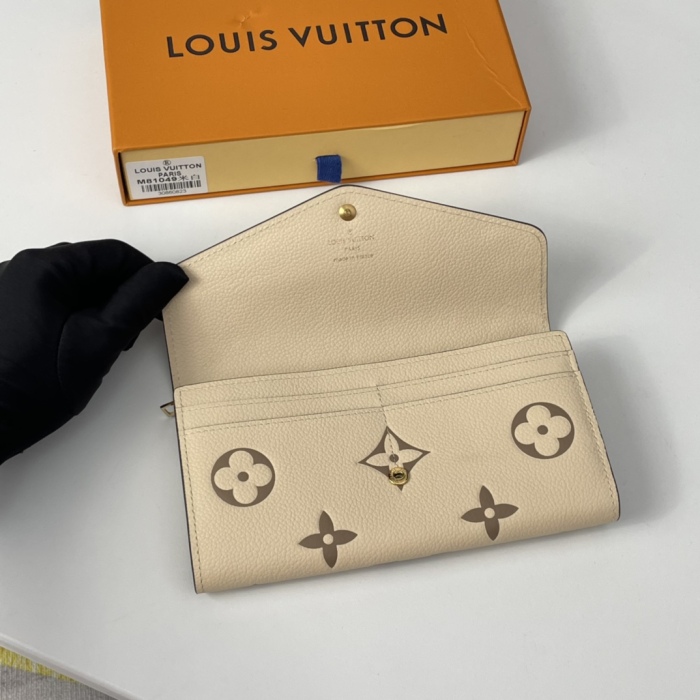 L*ouis V*uitton Top Bag19.5 x 10.5 x 2.5cm