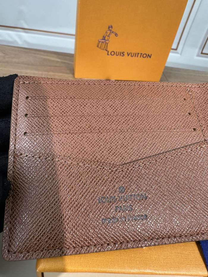 L*ouis V*uitton Top Bag 8X11cm