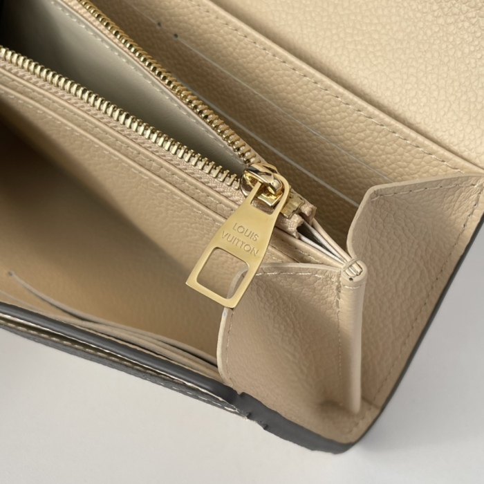 L*ouis V*uitton Top Bag19.5 x 10.5 x 2.5cm