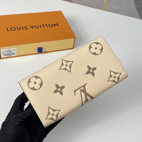 L*ouis V*uitton Top Bag19.5 x 10.5 x 2.5cm