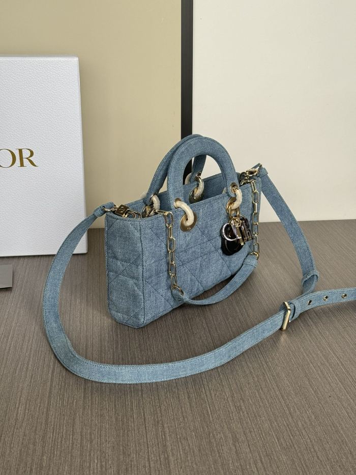 D*ior Bag Top Quality22.5*6*11.5cm