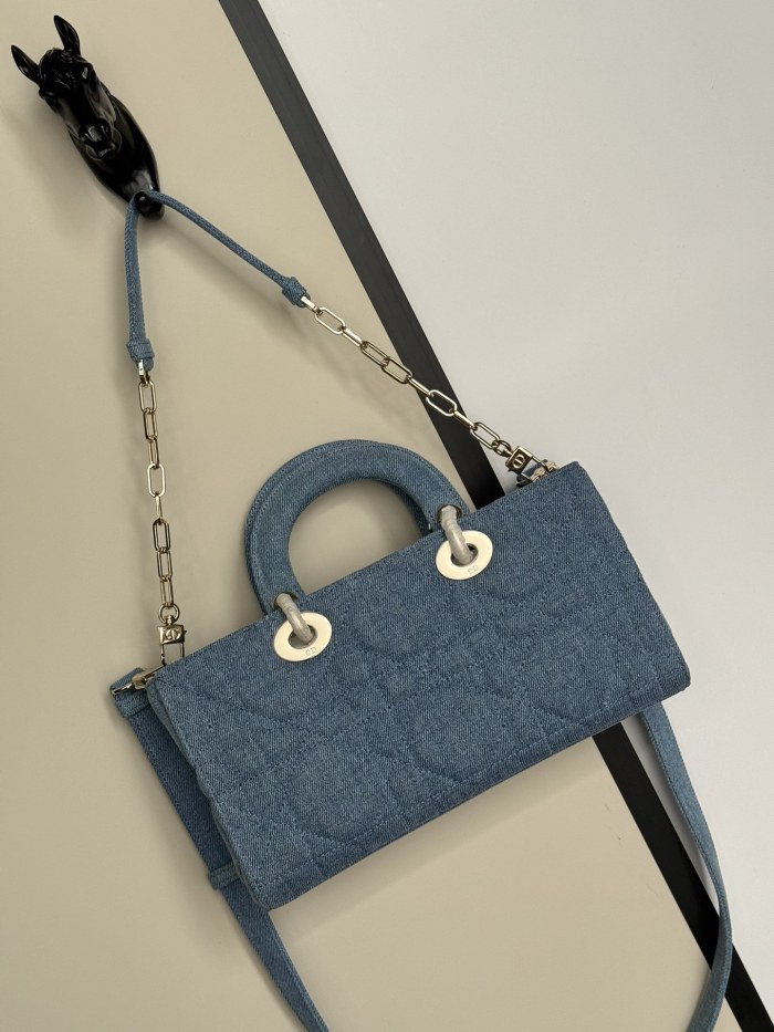 D*ior Bag Top Quality22.5*6*11.5cm