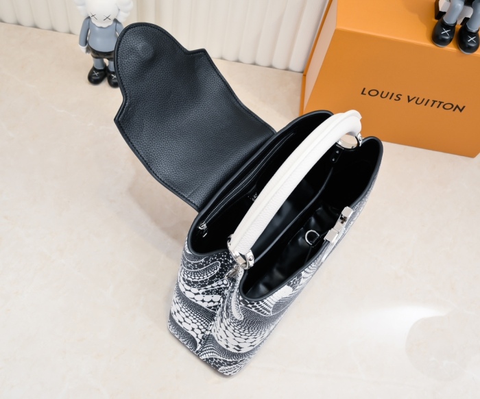 L*ouis V*uitton Top Bag 31.5 x 20 x 11