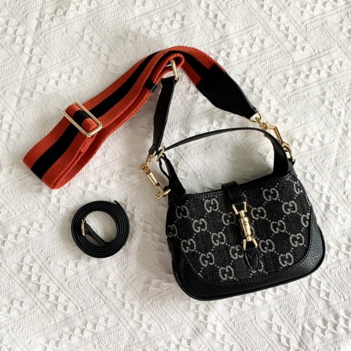 G*ucci Bag Top Quality 19 x 13x 3cm