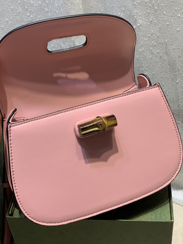 G*ucci Bag Top Quality21x 15x 7cm。