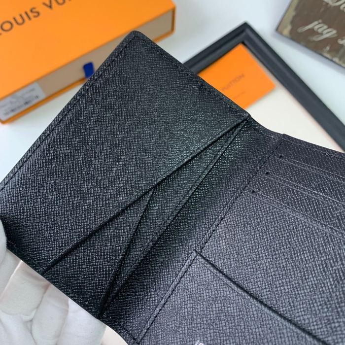 L*ouis V*uitton Top Bag 8*11*1