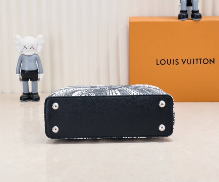 L*ouis V*uitton Top Bag 27 x 18 x 9