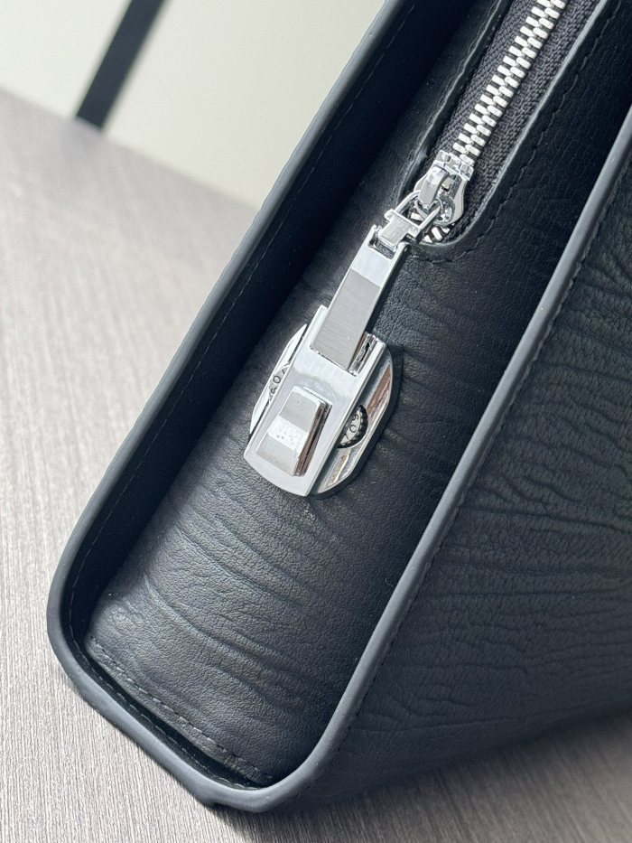 L*ouis V*uitton Top Bag 39*29*7