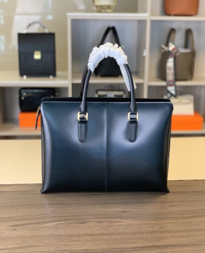 L*ouis V*uitton Top Bag 39*29*7