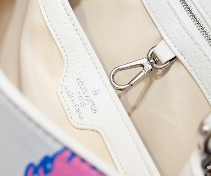 L*ouis V*uitton Top Bag 31.5 x 20 x 11