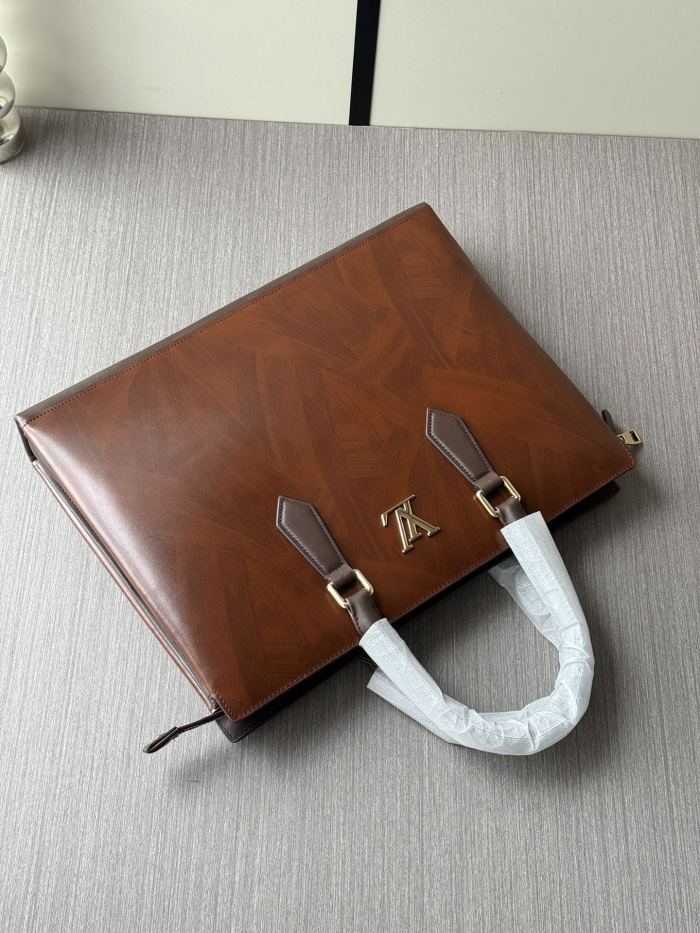L*ouis V*uitton Top Bag 39*29*7