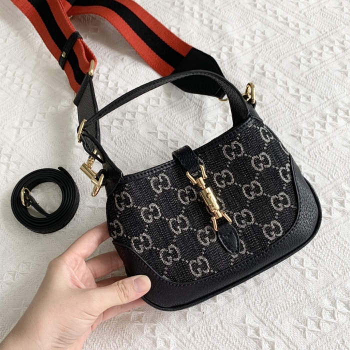 G*ucci Bag Top Quality 19 x 13x 3cm