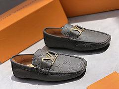 Men L*ouis V*uitton Top Quality loafers012