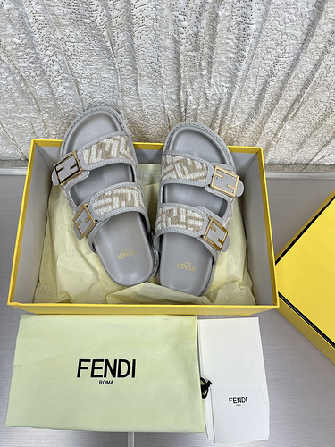 Women F*endi Top Sandals