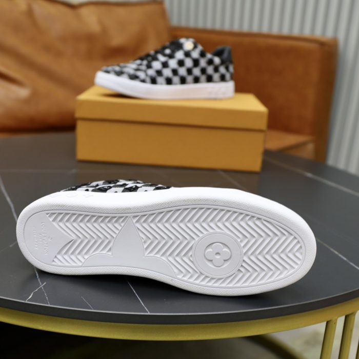Men L*ouis V*uitton Top Quality  sneaker008