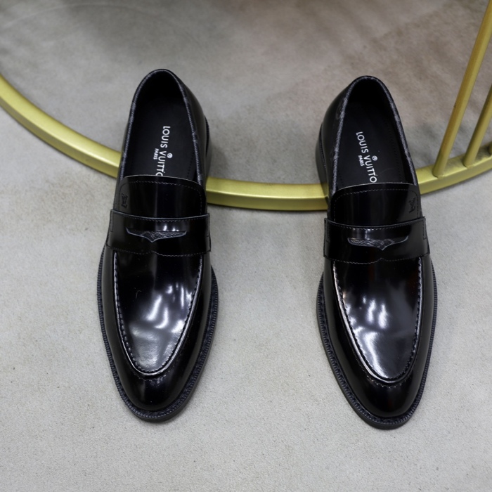 Men L*ouis V*uitton Top Quality loafers002