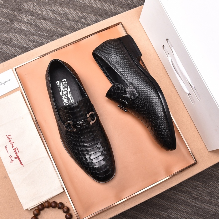 Men L*ouis V*uitton Top Quality  loafers002