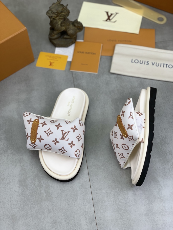 Men L*ouis V*uitton Top Quality Sandals012