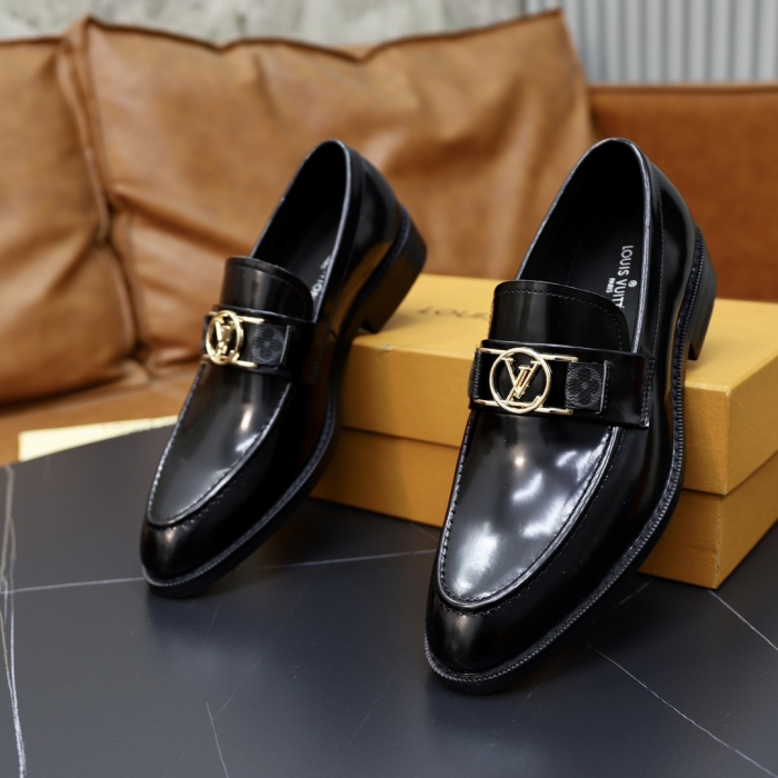 Men L*ouis V*uitton Top Quality loafers011