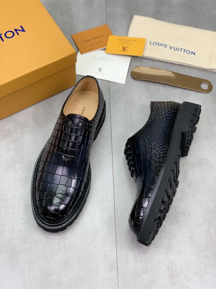 Men L*ouis V*uitton Top Quality loafers008