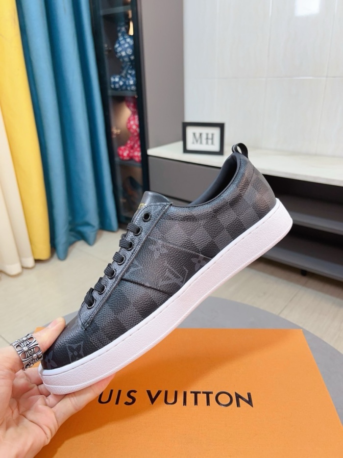 Men L*ouis V*uitton Top Quality sneaker014