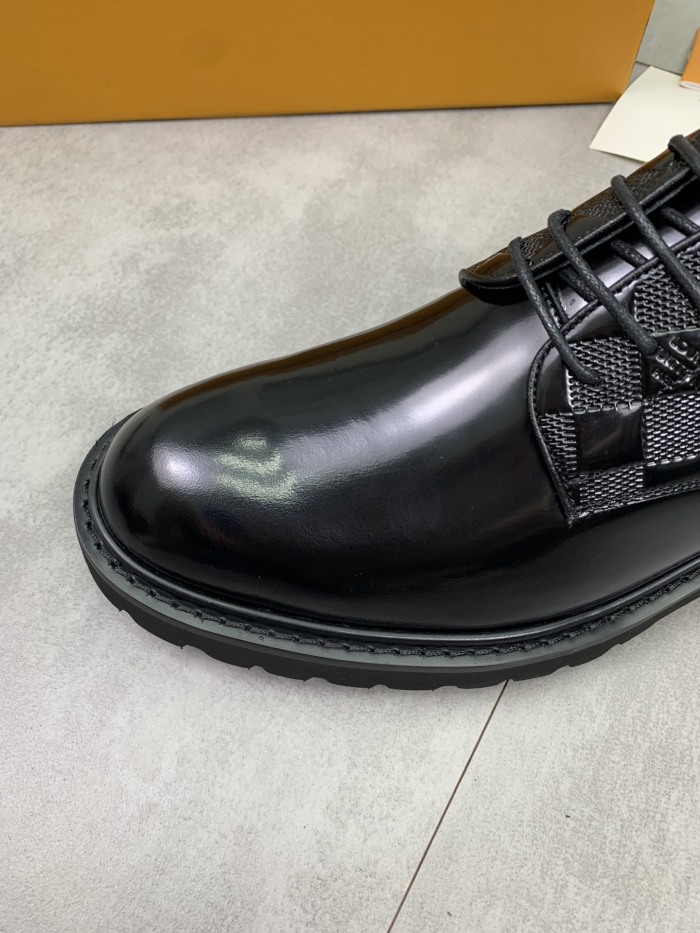 Men L*ouis V*uitton Top Quality loafers010
