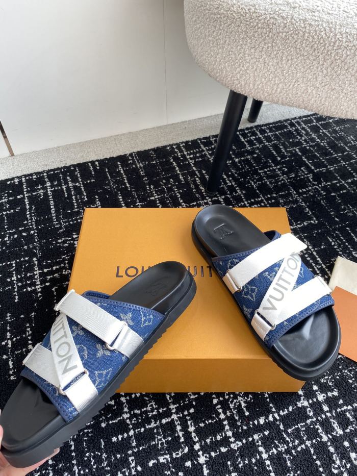 Men L*ouis V*uitton Top Quality Sandals004