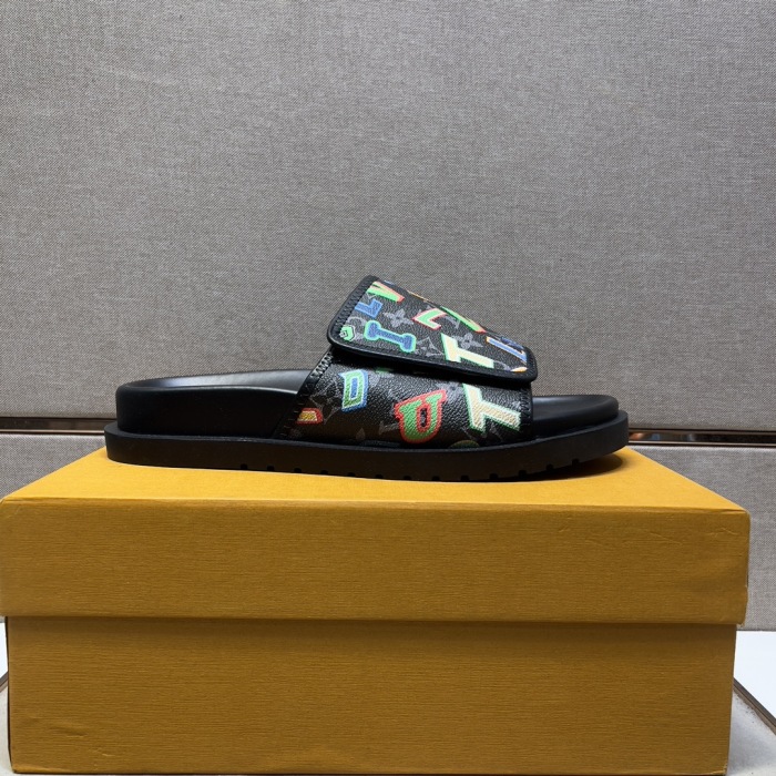 Men L*ouis V*uitton Top Quality Sandals006