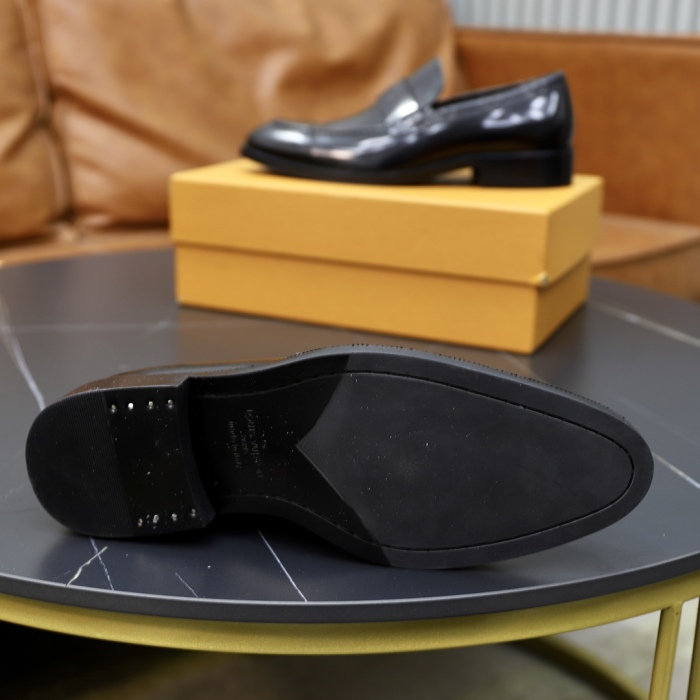 Men L*ouis V*uitton Top Quality loafers017
