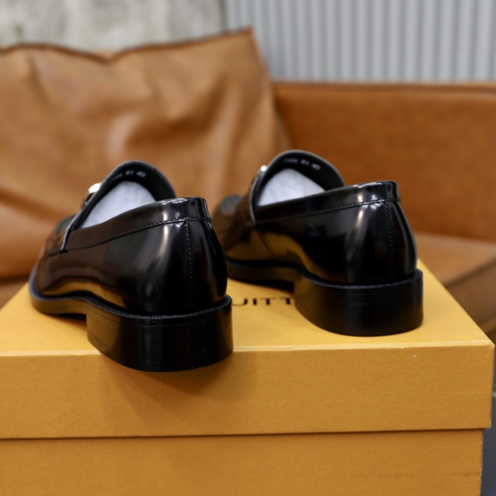 Men L*ouis V*uitton Top Quality loafers013