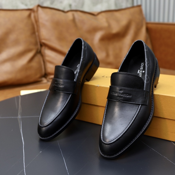 Men L*ouis V*uitton Top Quality loafers018