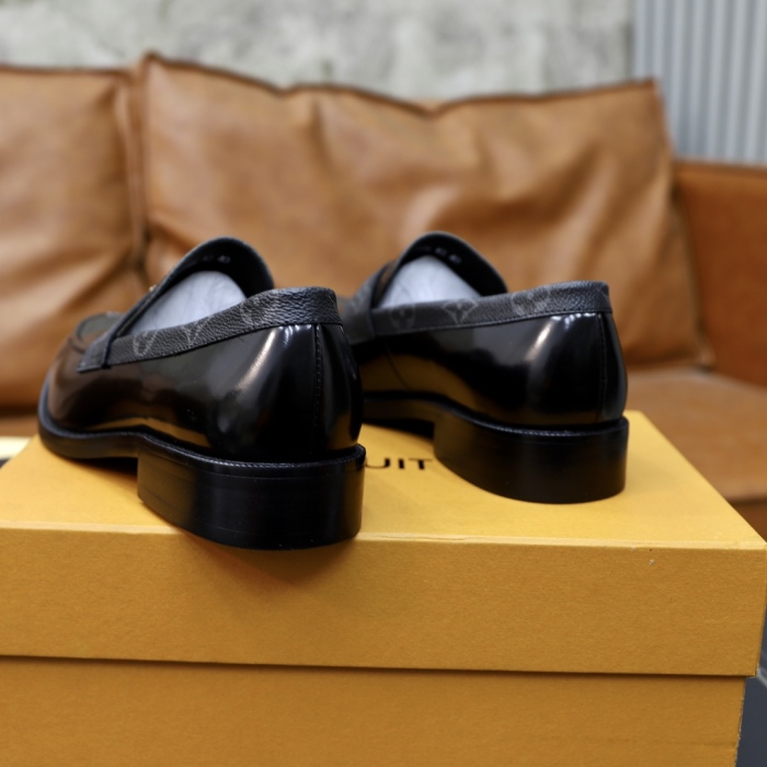 Men L*ouis V*uitton Top Quality loafers016