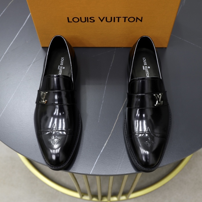 Men L*ouis V*uitton Top Quality loafers004