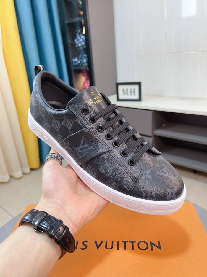Men L*ouis V*uitton Top Quality sneaker014