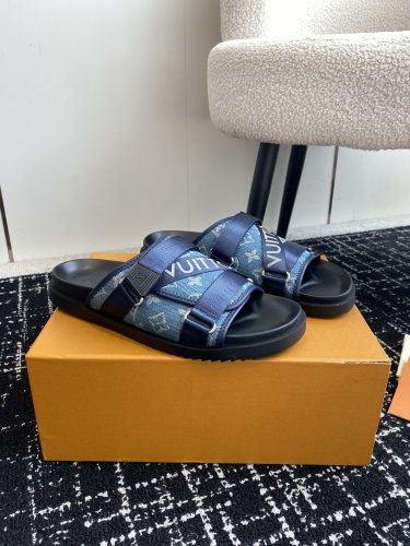 Men L*ouis V*uitton Top Quality Sandals001