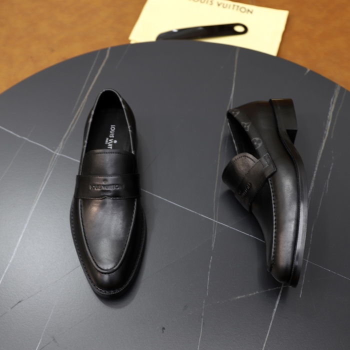 Men L*ouis V*uitton Top Quality loafers018