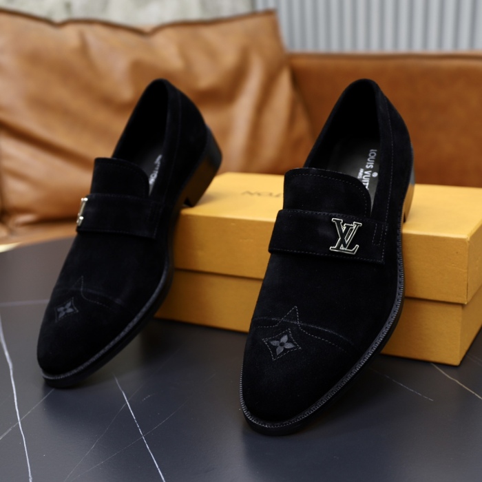 Men L*ouis V*uitton Top Quality loafers011