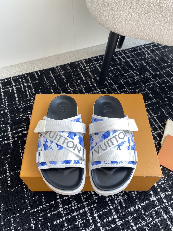 Men L*ouis V*uitton Top Quality Sandals003
