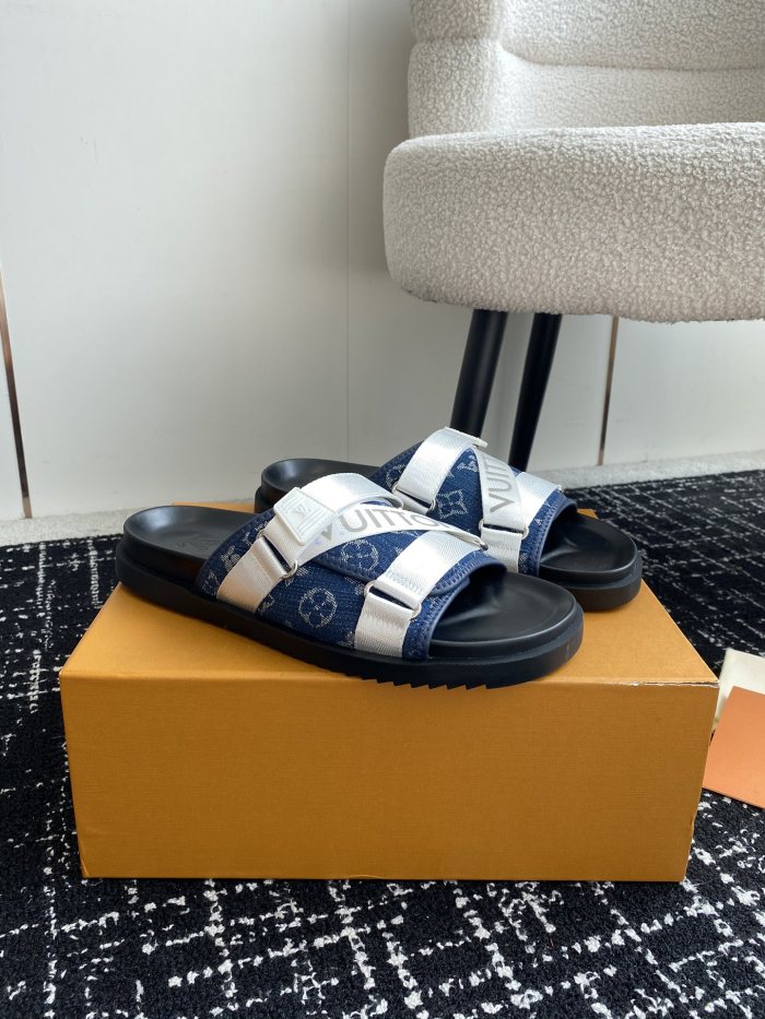 Men L*ouis V*uitton Top Quality Sandals004
