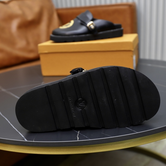 Men L*ouis V*uitton Top Quality Sandals009