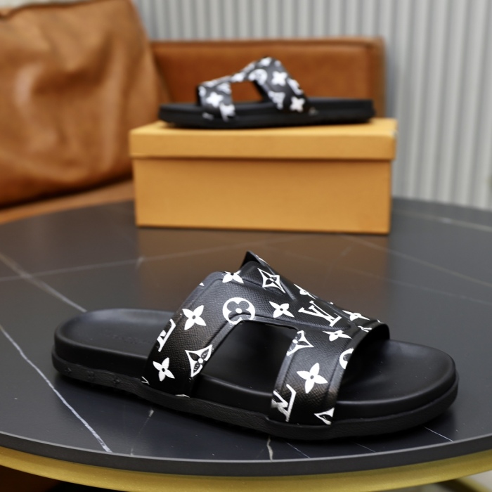 Men L*ouis V*uitton Top Quality Sandals016